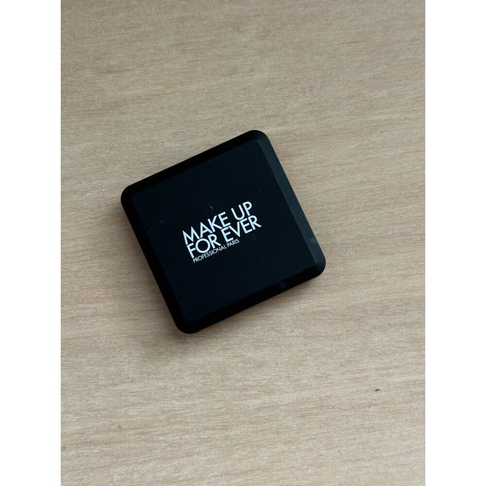 Make Up For Ever HD Skin Matte Velvet Powder Foundation 1N00 New